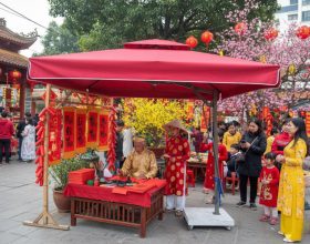 Rực Rỡ Đón Giáng Sinh & Rộn Ràng Chào Năm Mới – Cùng Dù Phe Phúc Anh